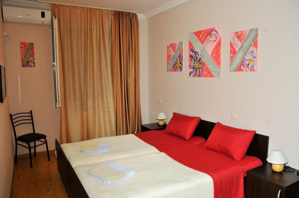 Alma-Ata Hotel Borjomi Rom bilde