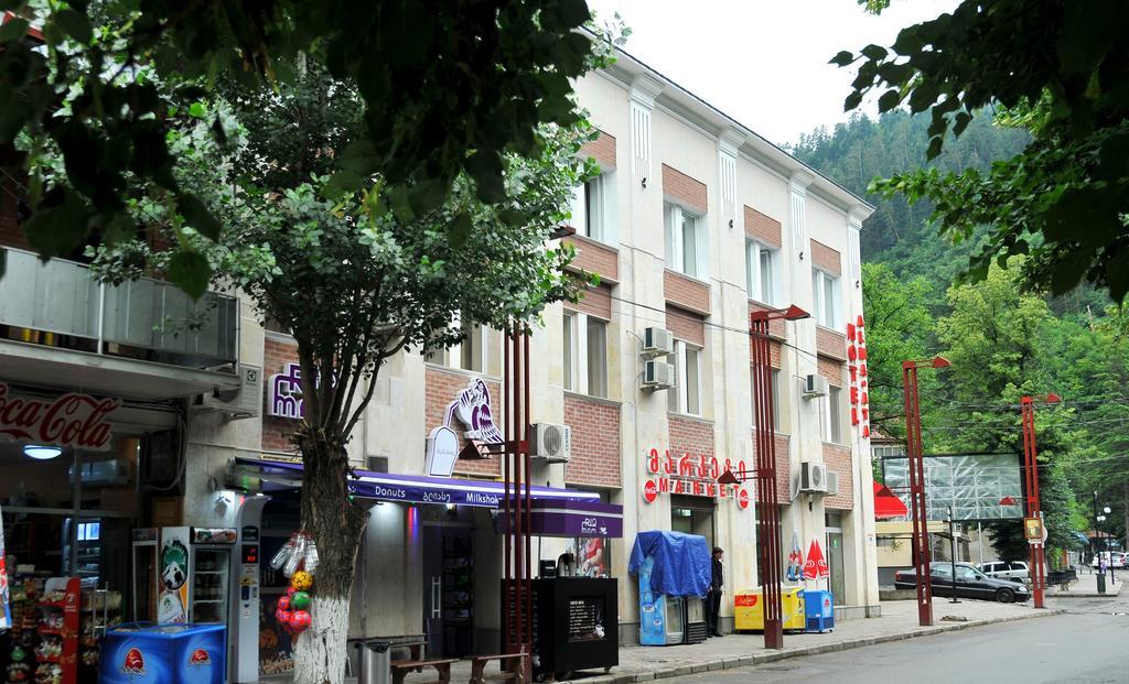 Alma-Ata Hotel Borjomi Eksteriør bilde