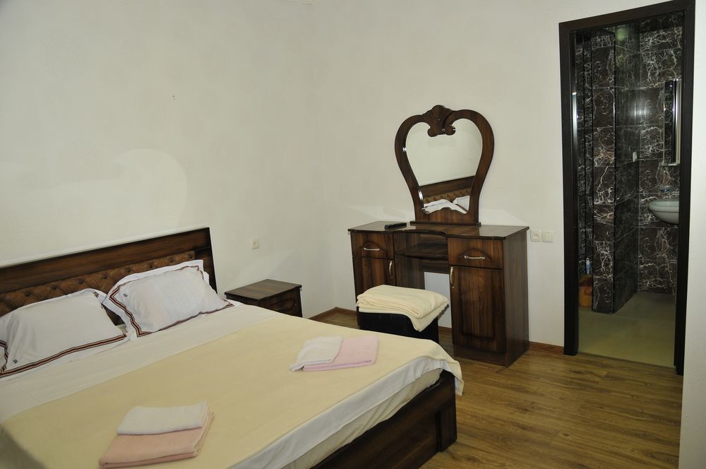 Alma-Ata Hotel Borjomi Eksteriør bilde