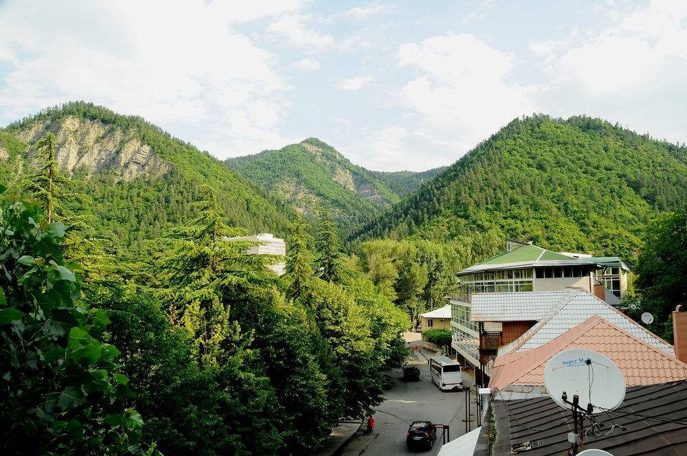 Alma-Ata Hotel Borjomi Eksteriør bilde